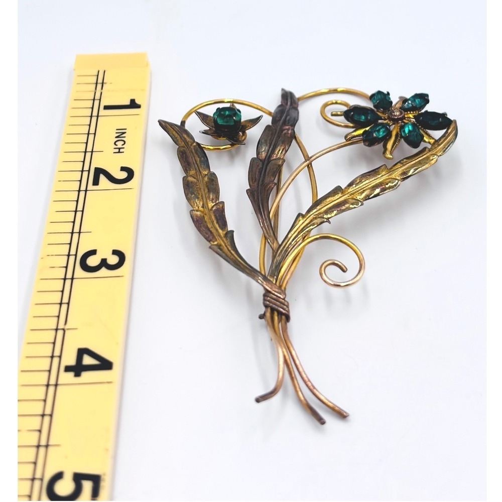 Vintage WRE 1/20 12K Gold Filled Emerald Green Rhinestone Flower Spray Brooch